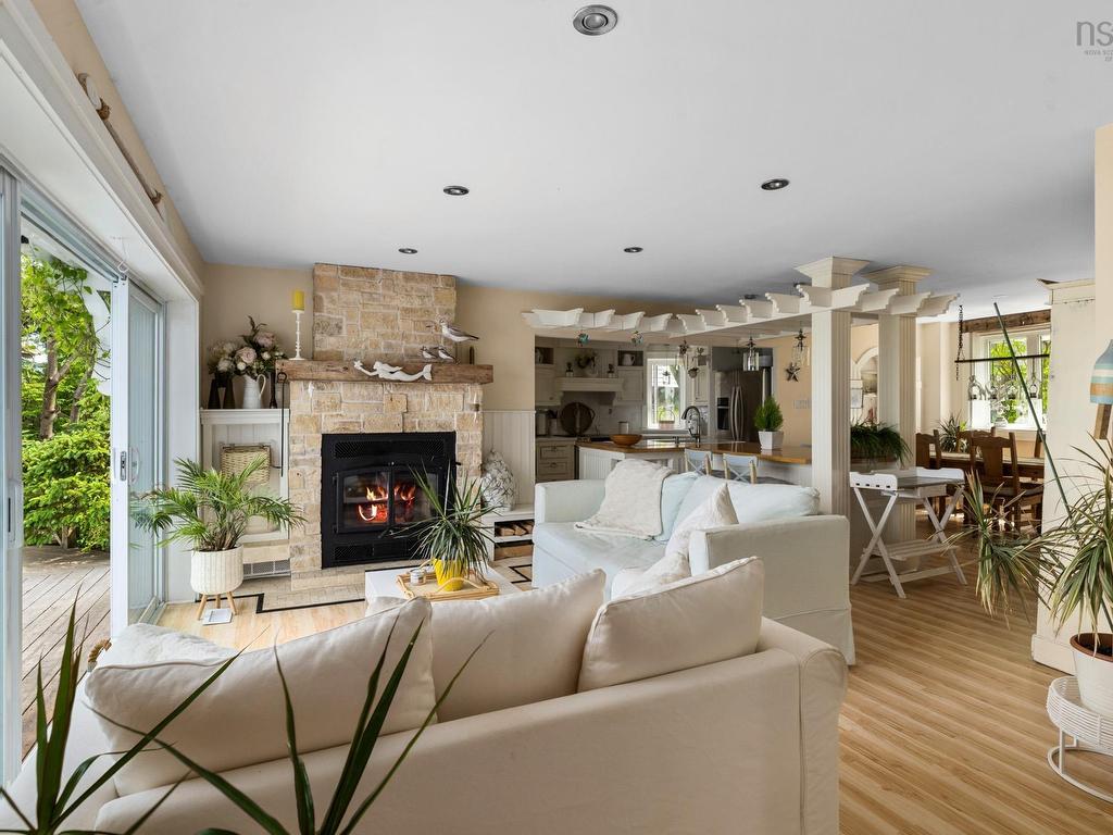 












4 York Redoubt Crescent

,
Fergusons Cove,




NS
B3V 1L7

