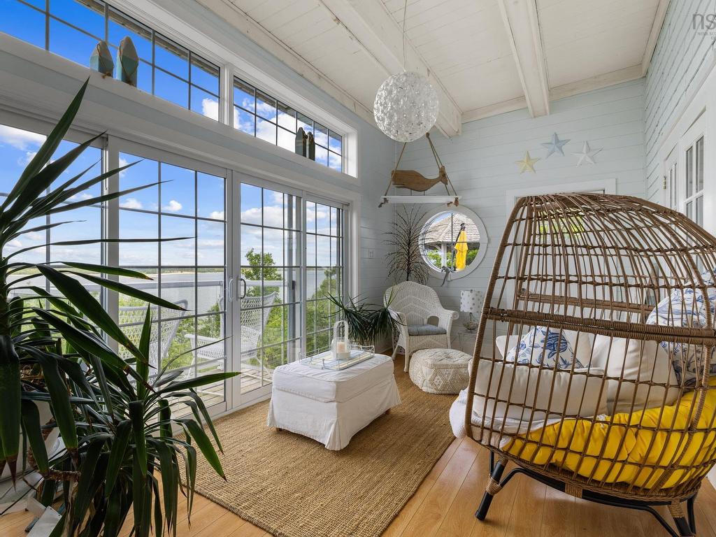 












4 York Redoubt Crescent

,
Fergusons Cove,




NS
B3V 1L7

