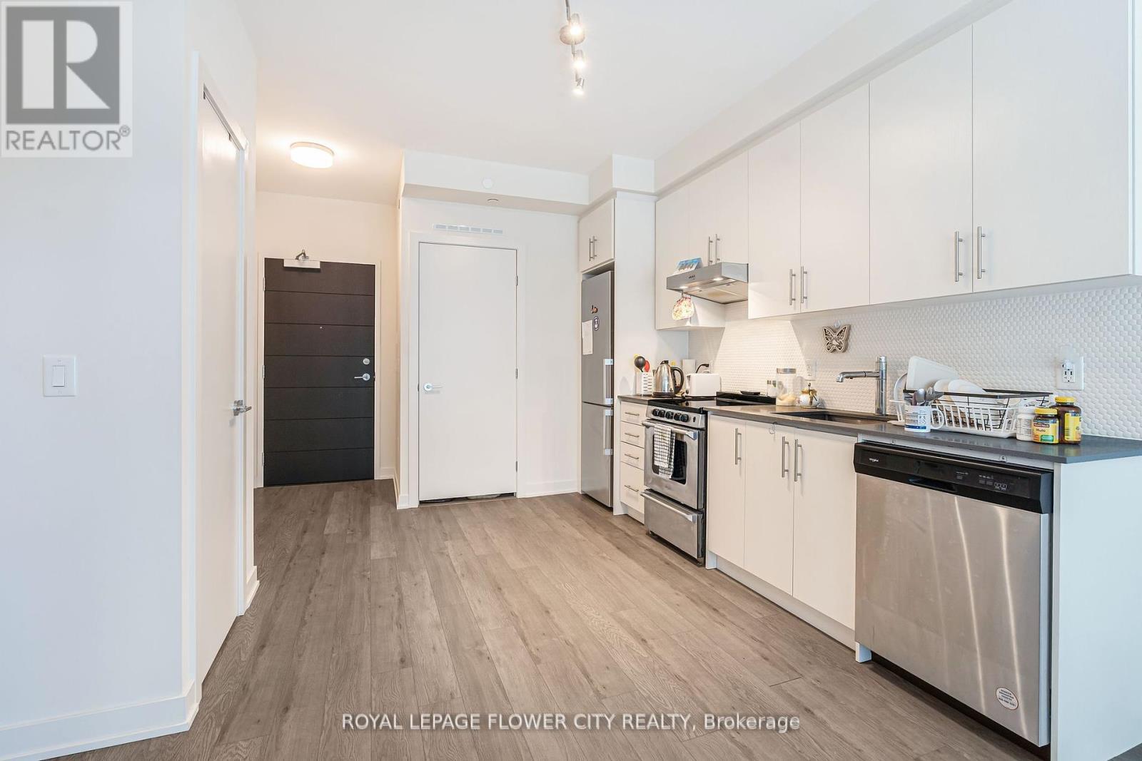 












907 - 212 KING WILLIAM STREET S

,
Hamilton,




Ontario
L8R0A7

