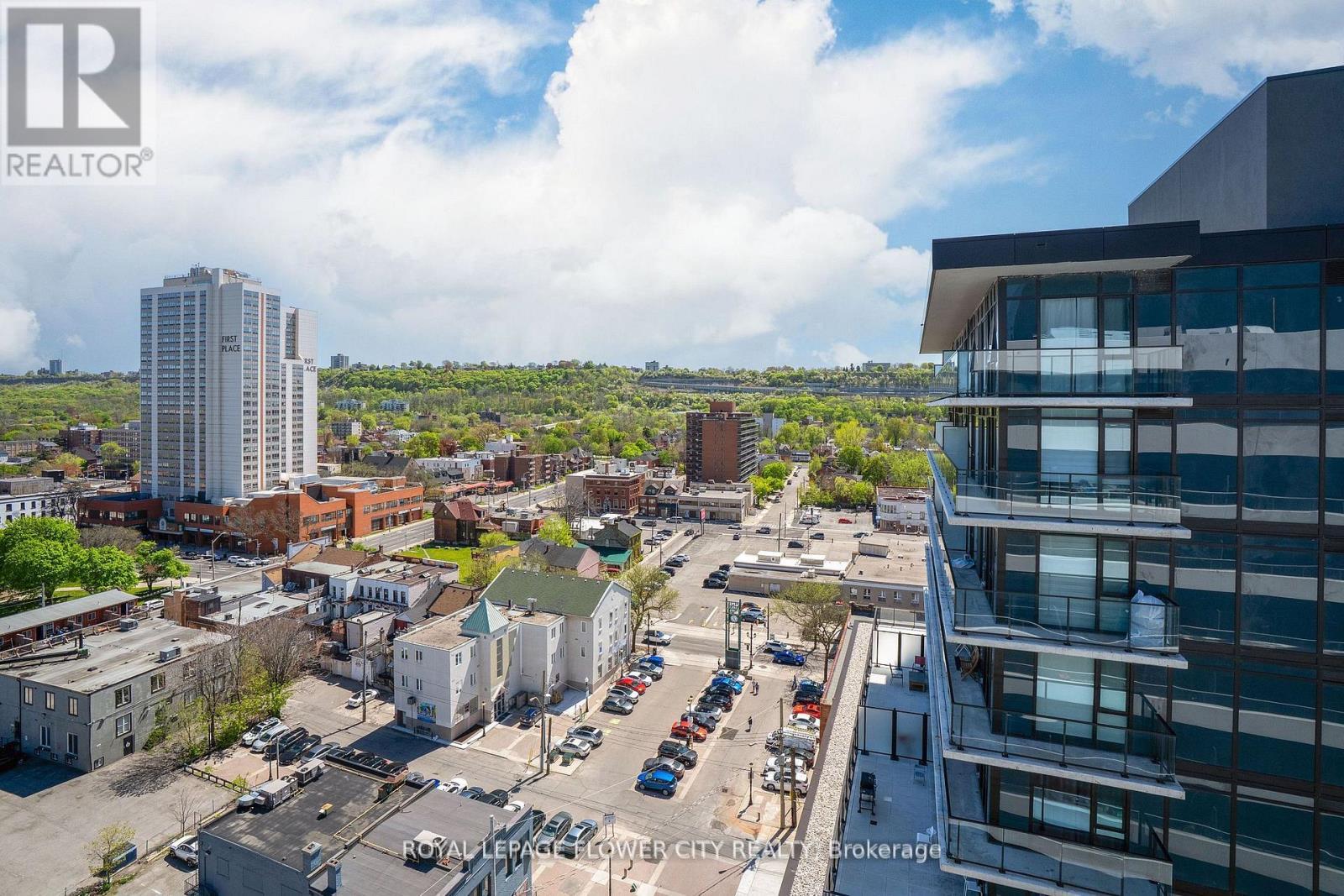 












907 - 212 KING WILLIAM STREET S

,
Hamilton,




Ontario
L8R0A7

