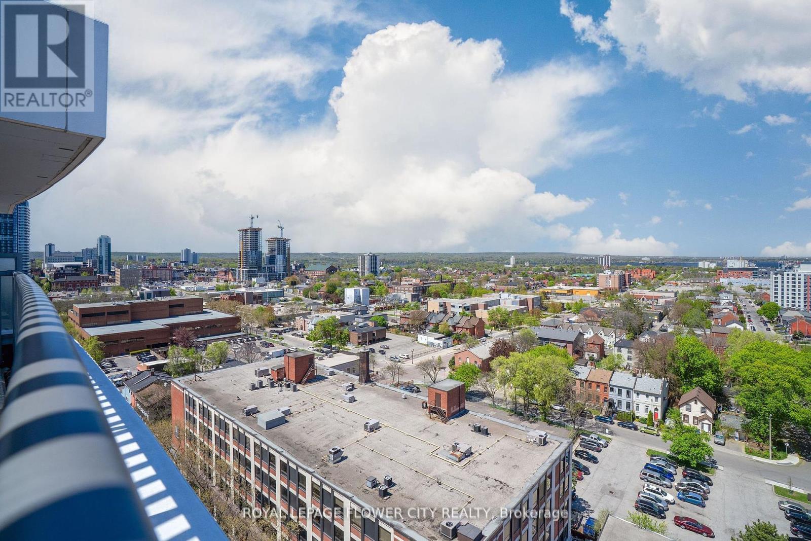












907 - 212 KING WILLIAM STREET S

,
Hamilton,




Ontario
L8R0A7

