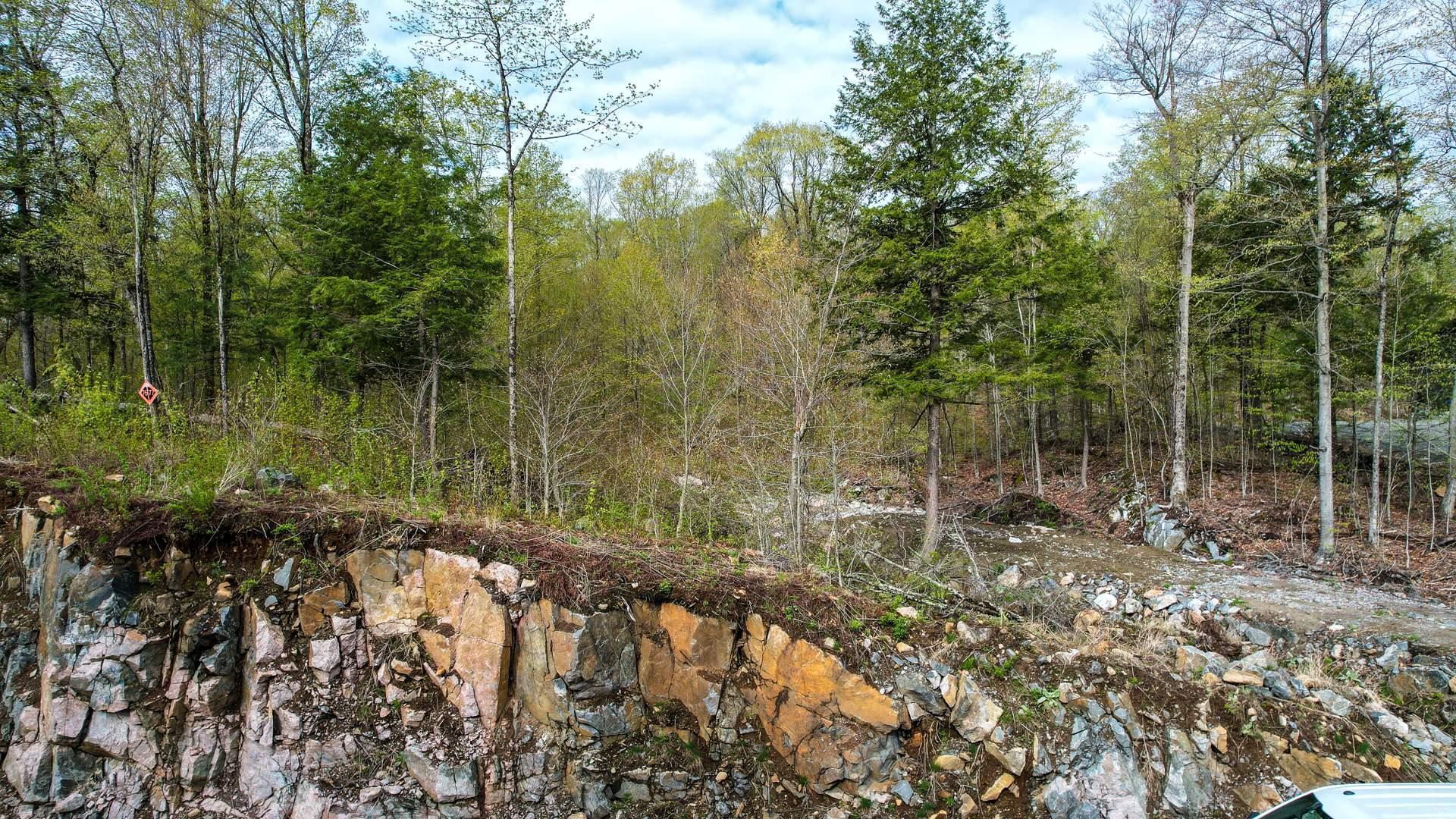 









40


Ch. de la Fresque

,
Val-des-Monts,







QC
J8N0C5

