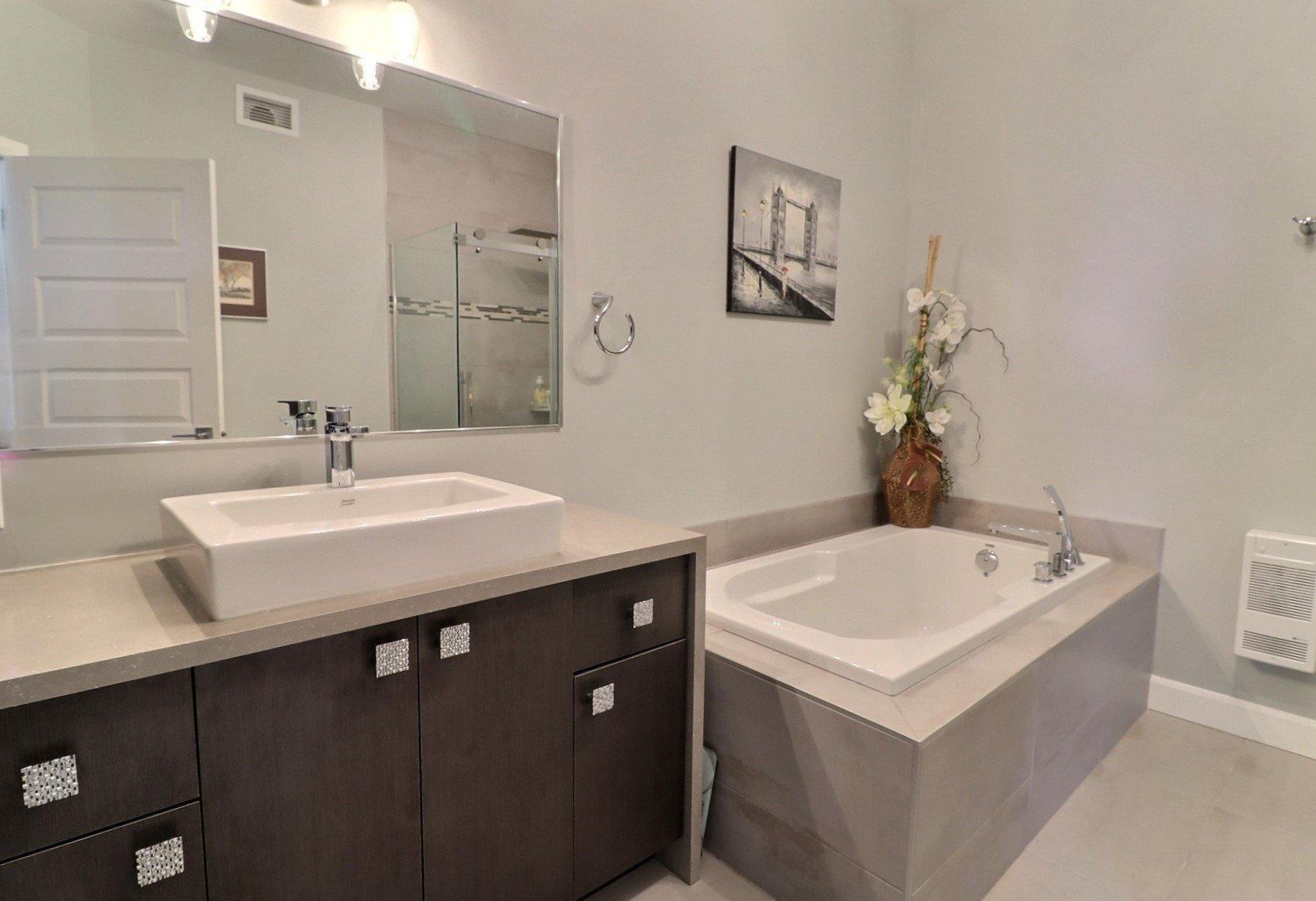 









105


Rue des Pionnières-de-Beauport

, 405,
Québec (Beauport),




QC
G1E0G8


