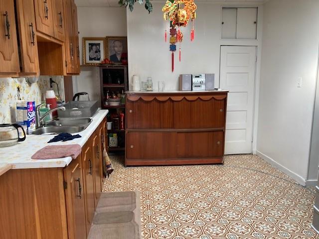 









209


Empire

Avenue,
St. John's,




NL
A1A 2H4

