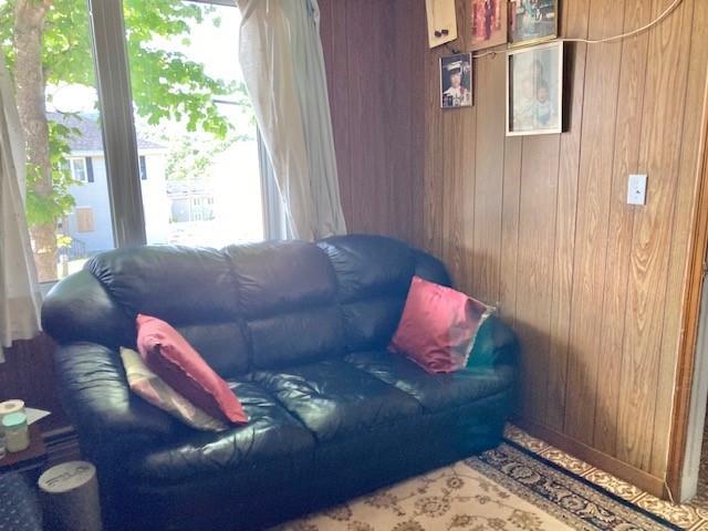 









209


Empire

Avenue,
St. John's,




NL
A1A 2H4

