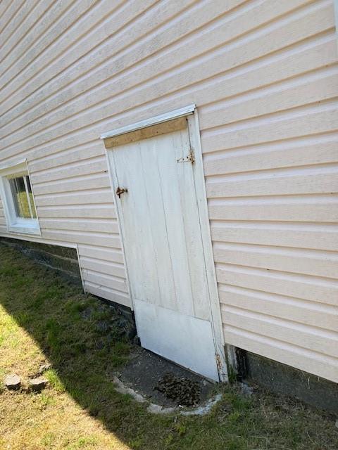 









209


Empire

Avenue,
St. John's,




NL
A1A 2H4


