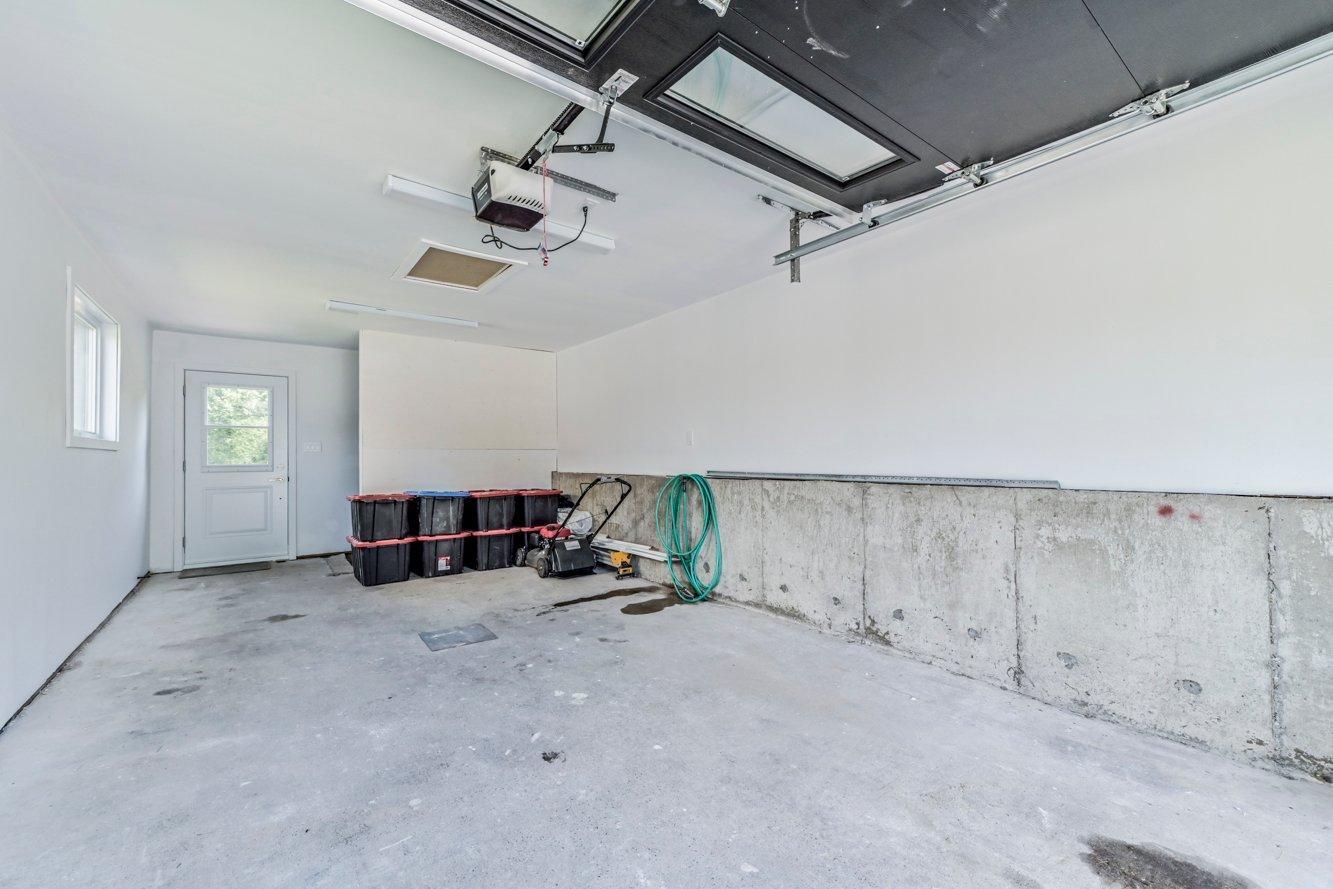 









2010


Rue La Corne

,
Saint-Bruno-de-Montarville,




QC
J3V4Z9

