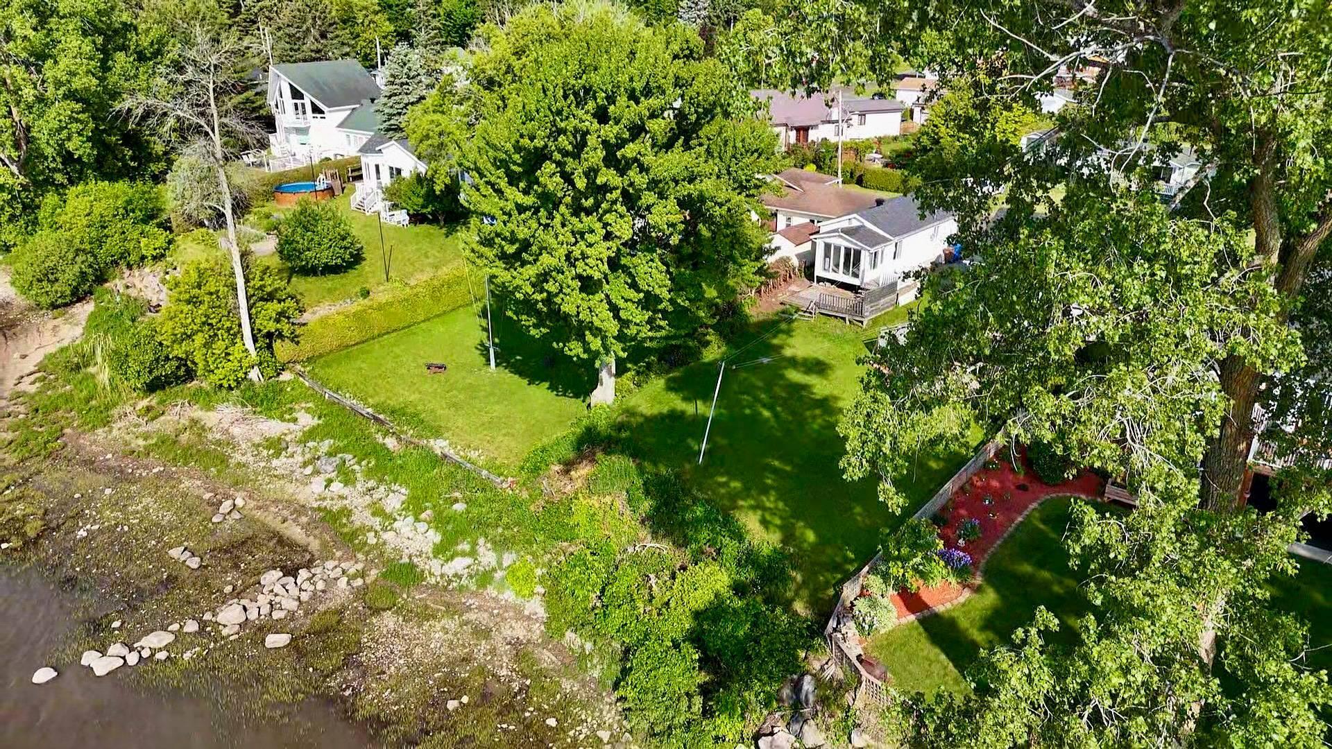 









4308


Rue du Rivage

,
Trois-Rivières,




QC
G8V1Z5

