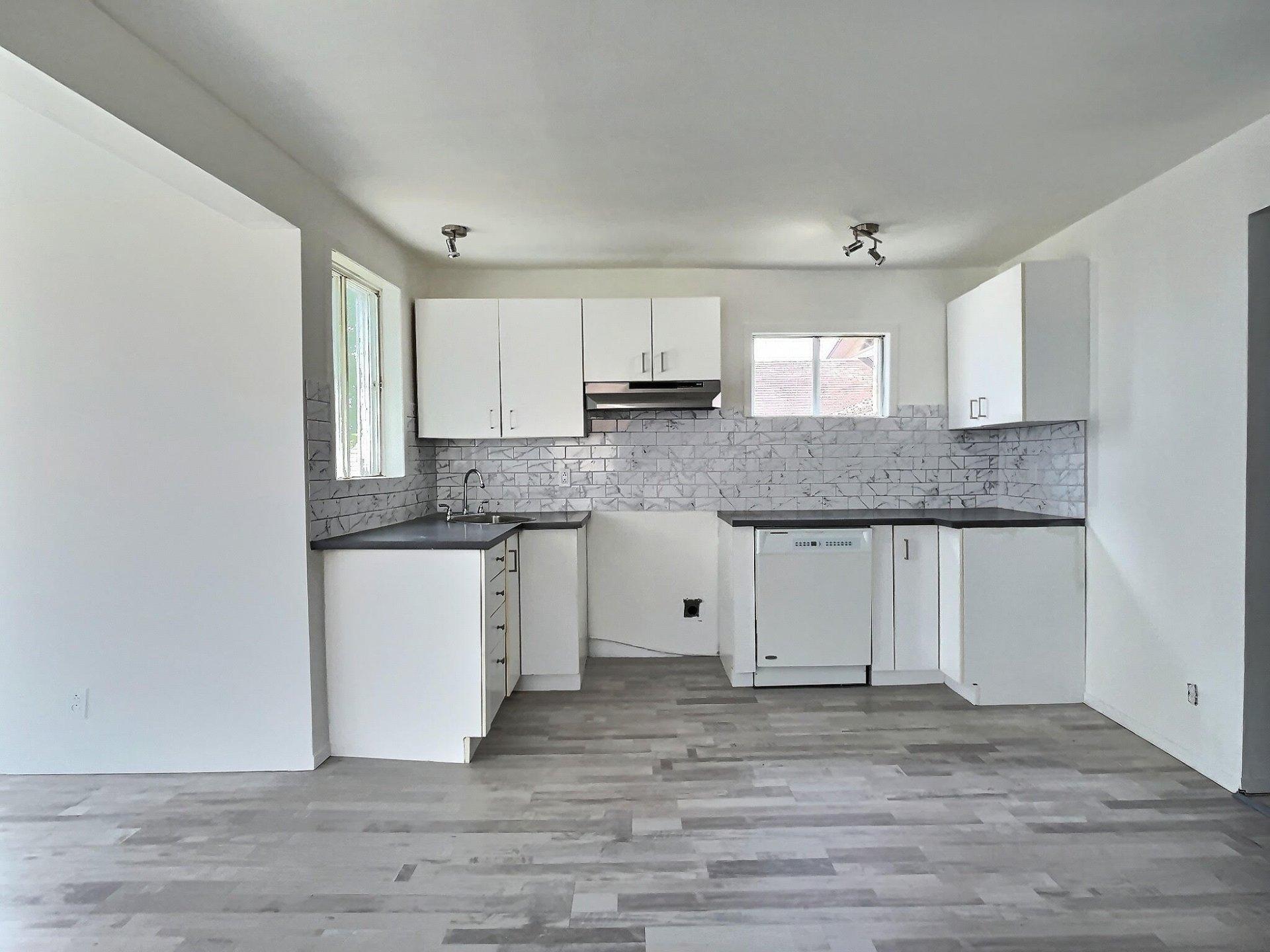 









4308


Rue du Rivage

,
Trois-Rivières,




QC
G8V1Z5

