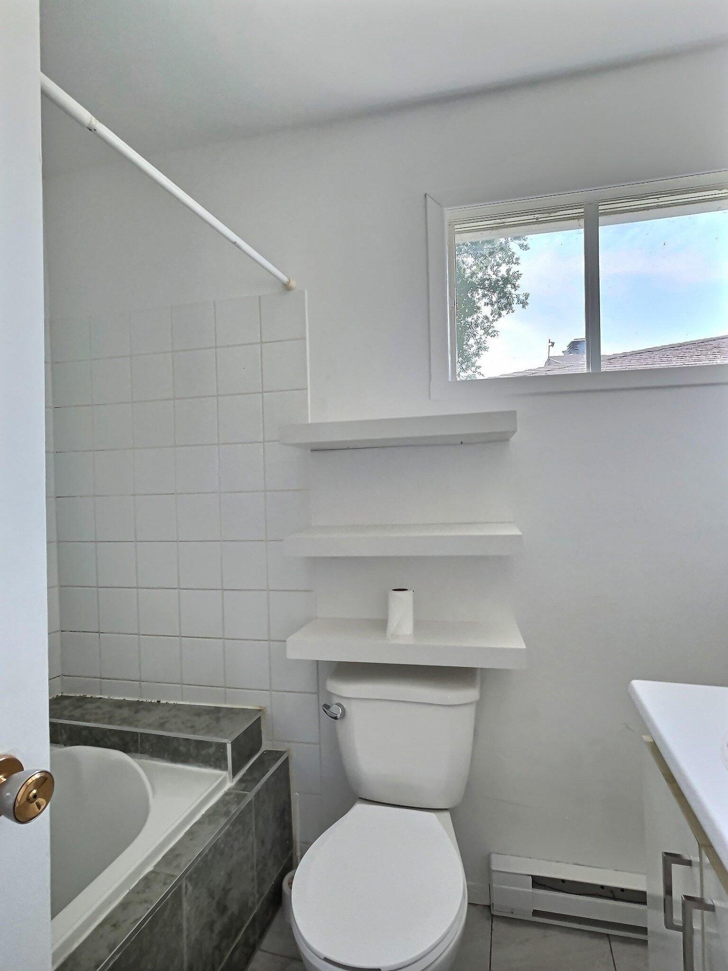 









4308


Rue du Rivage

,
Trois-Rivières,




QC
G8V1Z5

