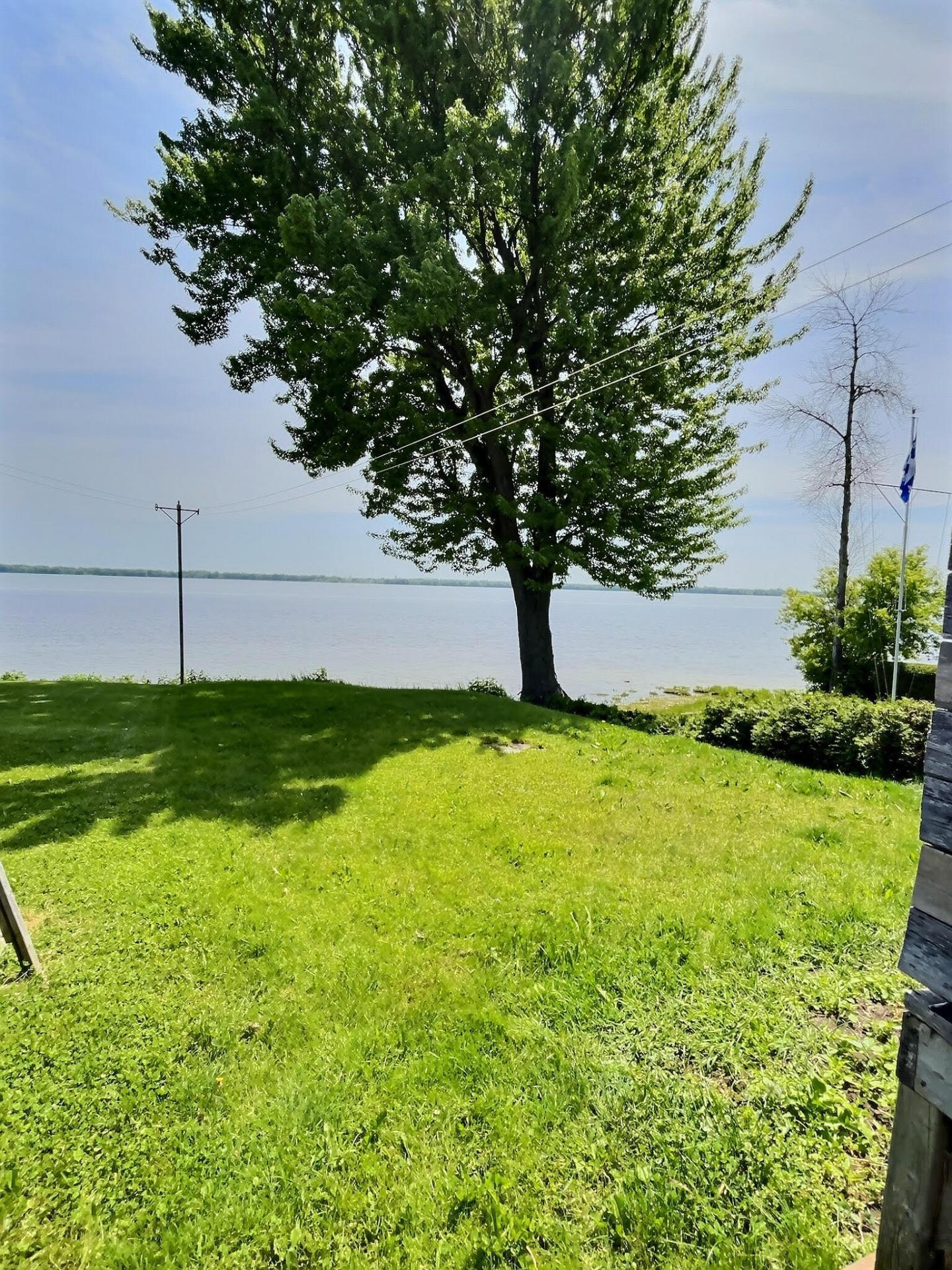 









4308


Rue du Rivage

,
Trois-Rivières,




QC
G8V1Z5

