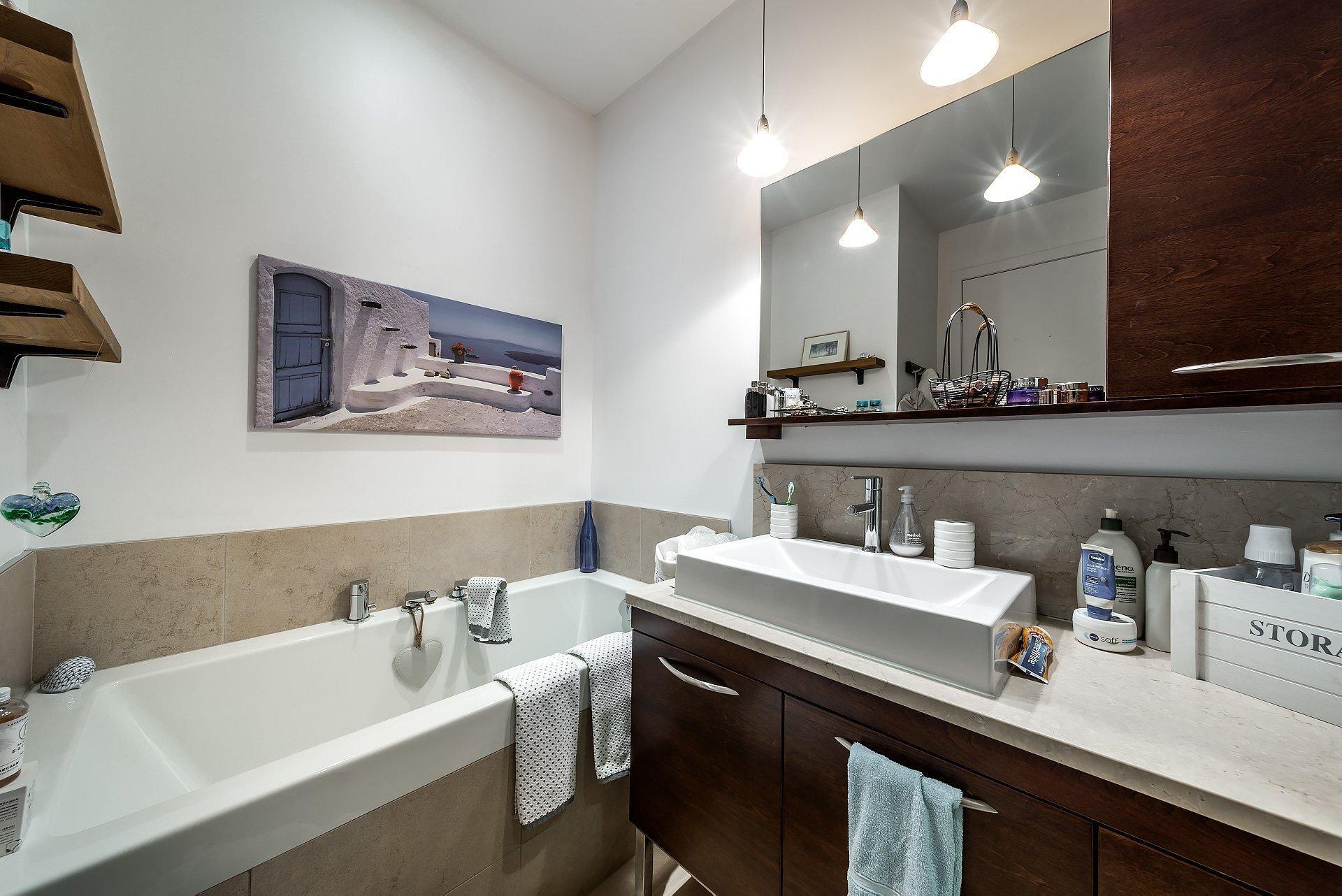 









859


Rue de la Commune E.

, 814,
Montréal (Ville-Marie),




QC
H2L0B9

