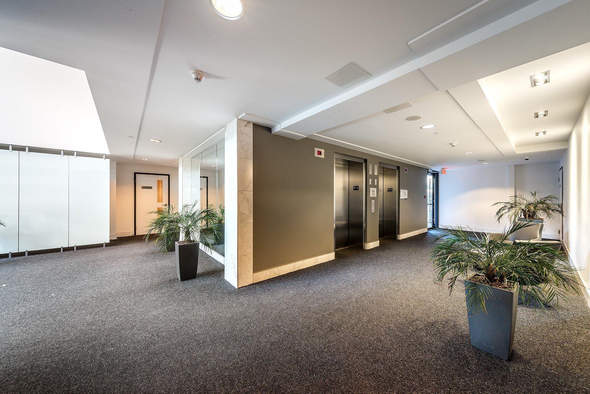 









859


Rue de la Commune E.

, 814,
Montréal (Ville-Marie),




QC
H2L0B9

