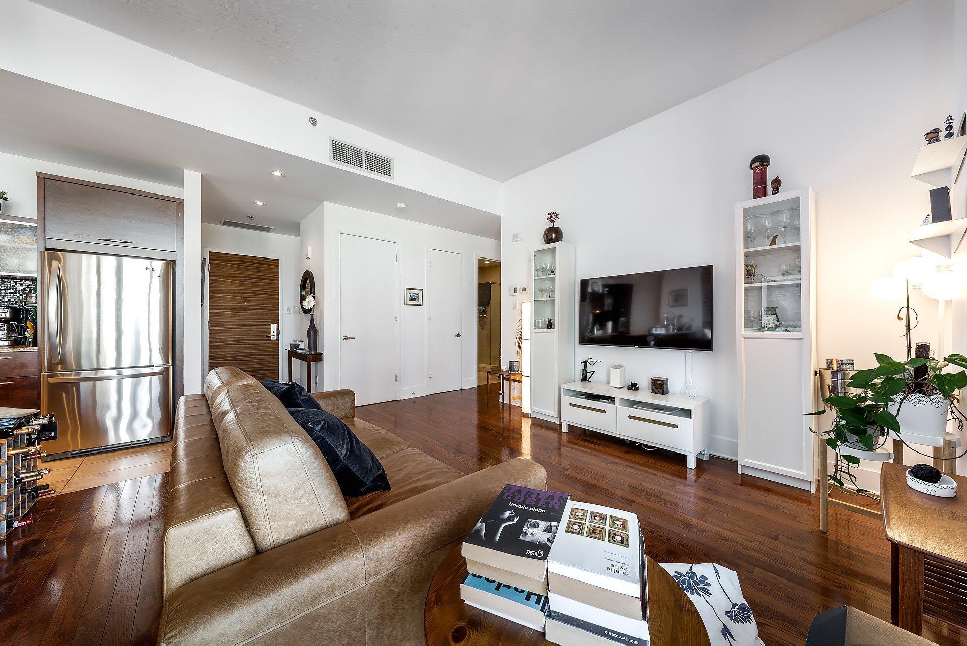 









859


Rue de la Commune E.

, 814,
Montréal (Ville-Marie),




QC
H2L0B9

