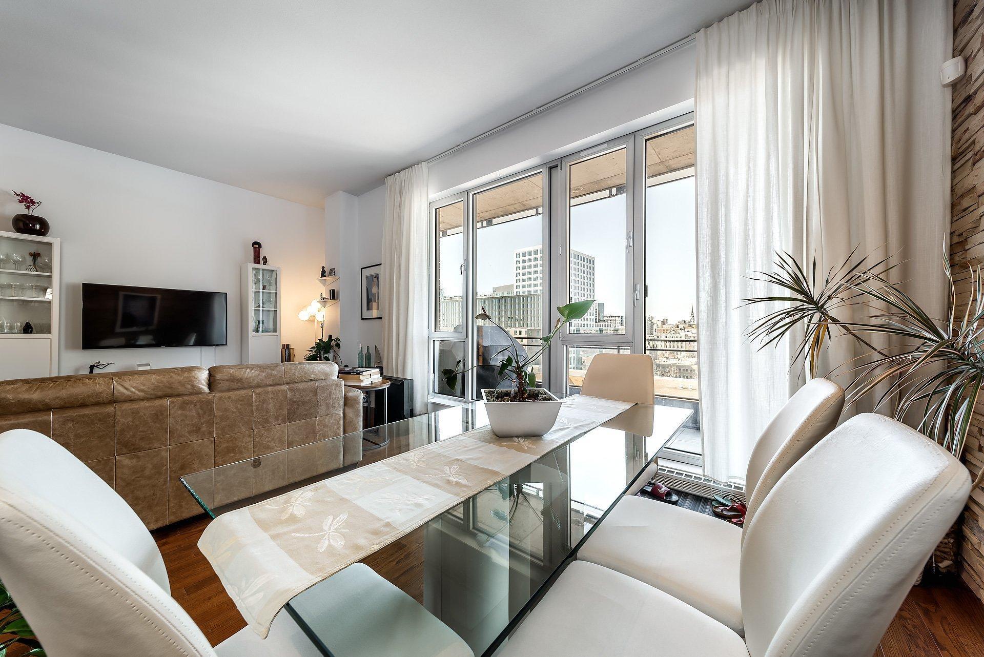 









859


Rue de la Commune E.

, 814,
Montréal (Ville-Marie),




QC
H2L0B9

