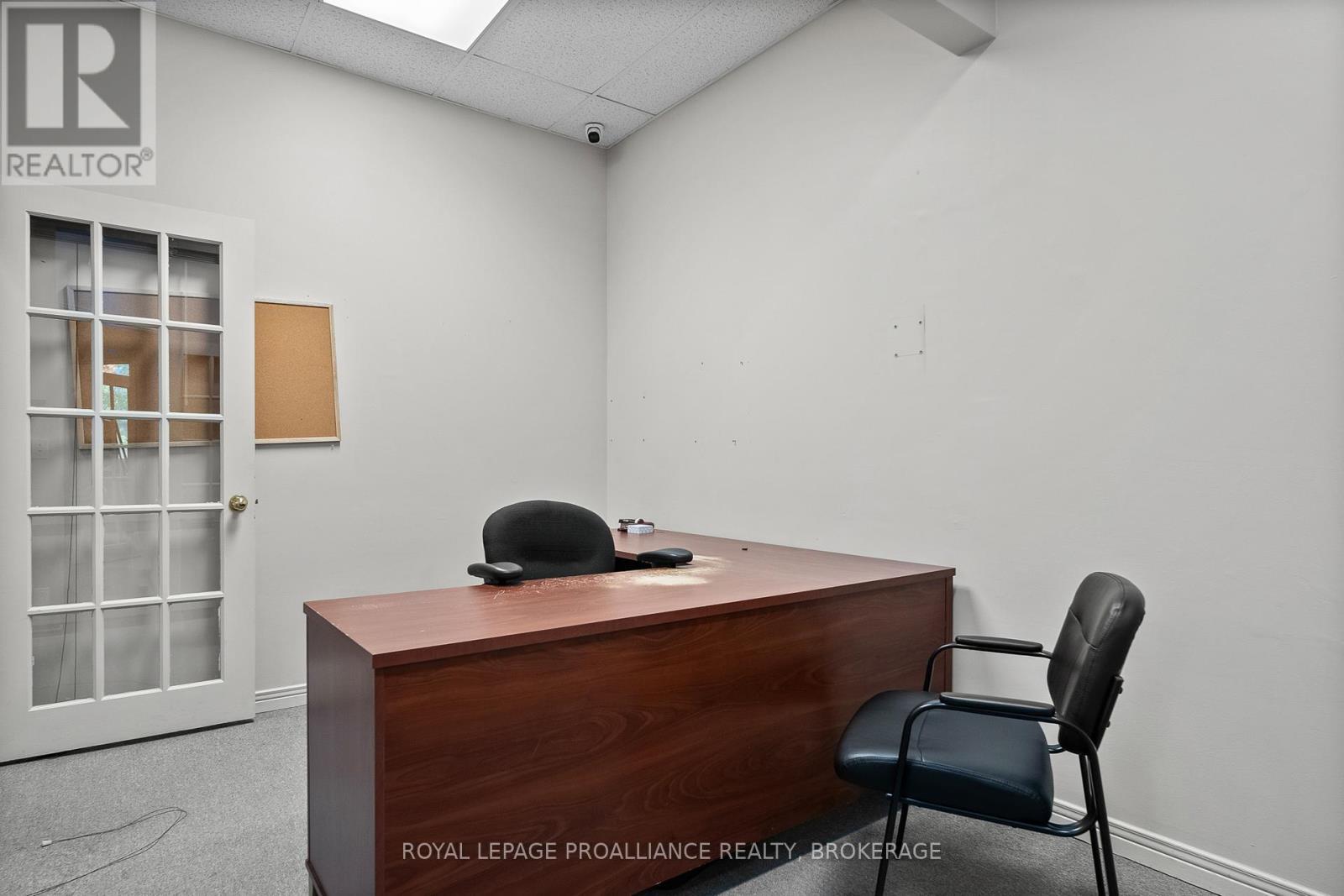 












271 CONCESSION STREET

,
Kingston (East of Sir John A. Blvd),




Ontario
K7K2B7

