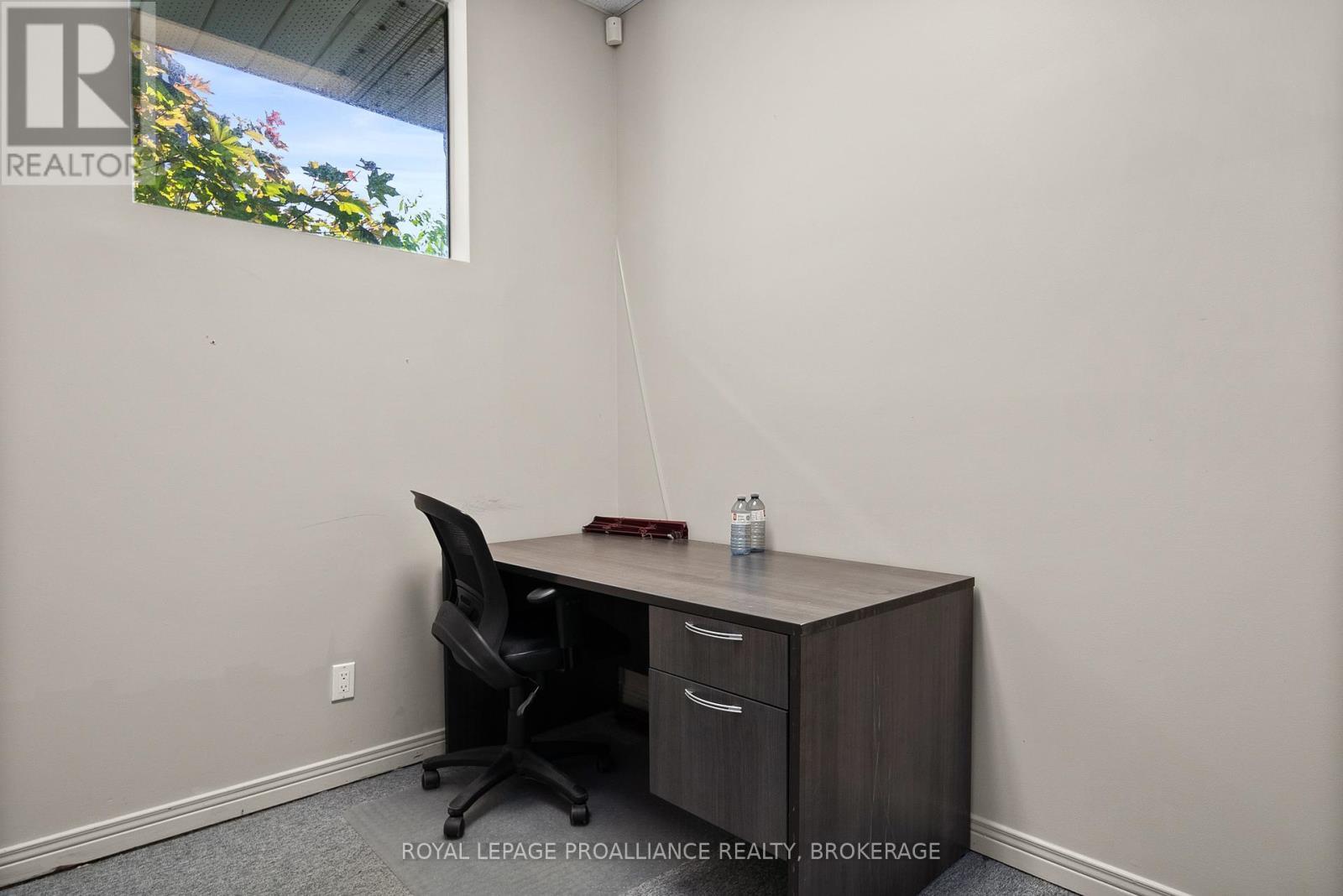 












271 CONCESSION STREET

,
Kingston (East of Sir John A. Blvd),




Ontario
K7K2B7

