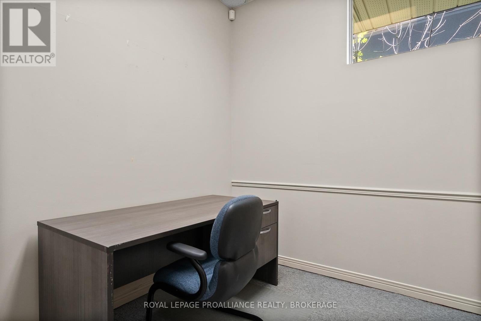 












271 CONCESSION STREET

,
Kingston (East of Sir John A. Blvd),




Ontario
K7K2B7

