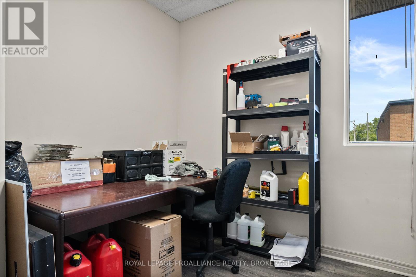 












271 CONCESSION STREET

,
Kingston (East of Sir John A. Blvd),




Ontario
K7K2B7

