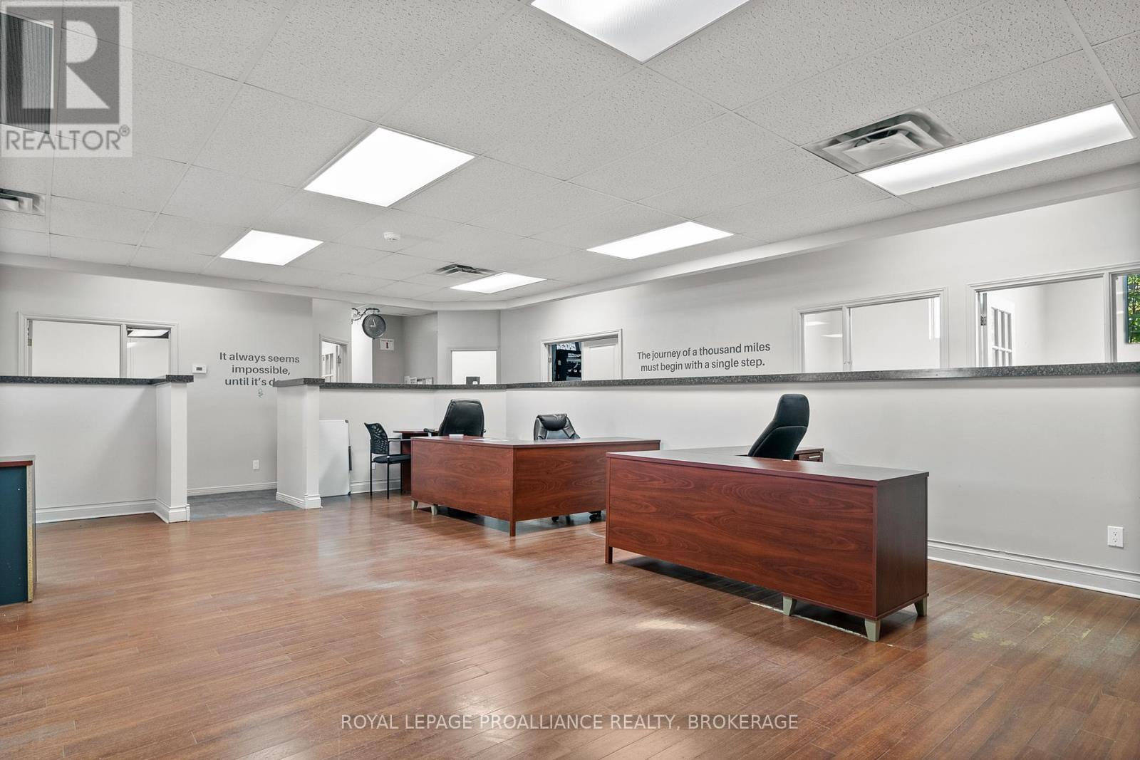 












271 CONCESSION STREET

,
Kingston (East of Sir John A. Blvd),




Ontario
K7K2B7

