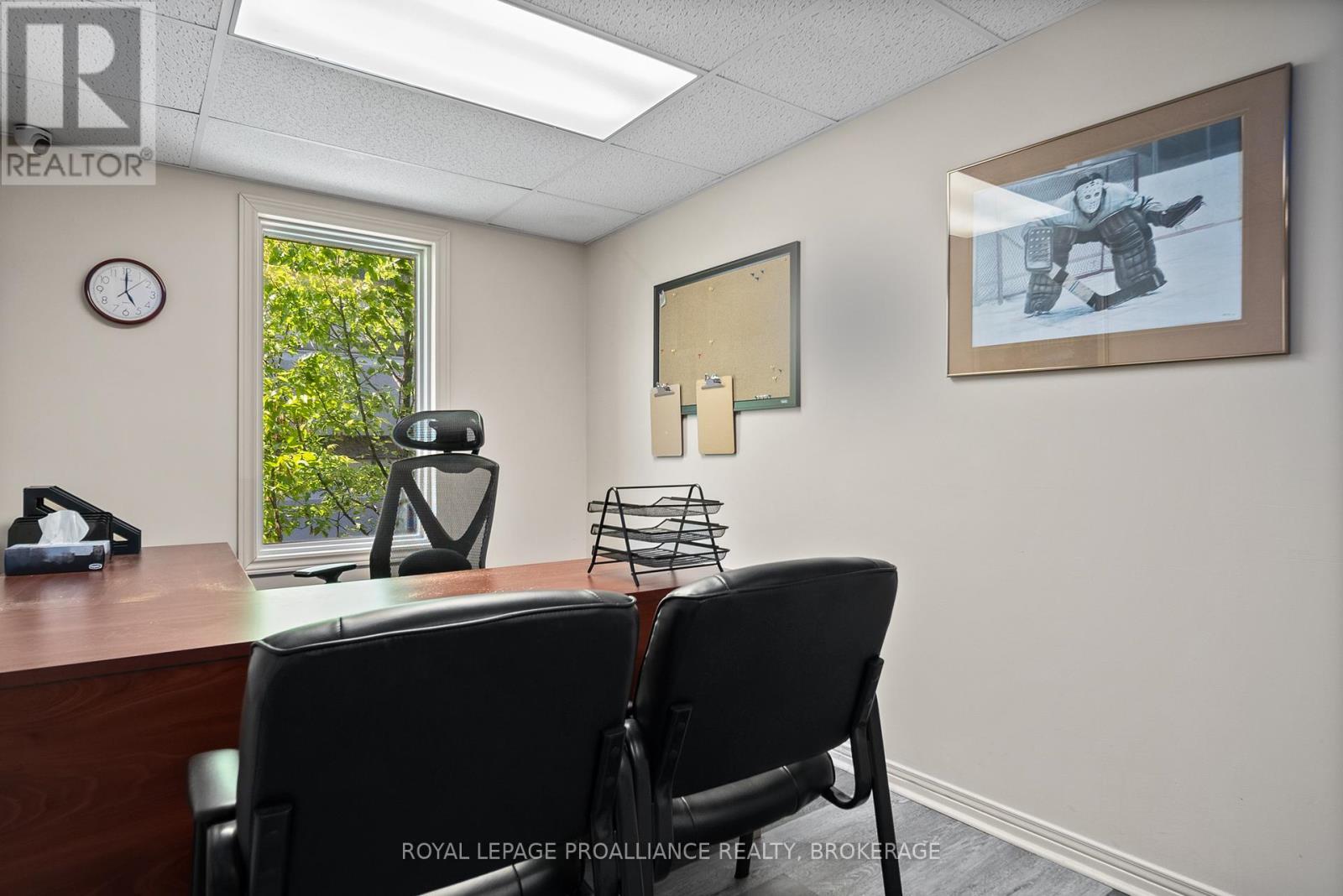 












271 CONCESSION STREET

,
Kingston (East of Sir John A. Blvd),




Ontario
K7K2B7

