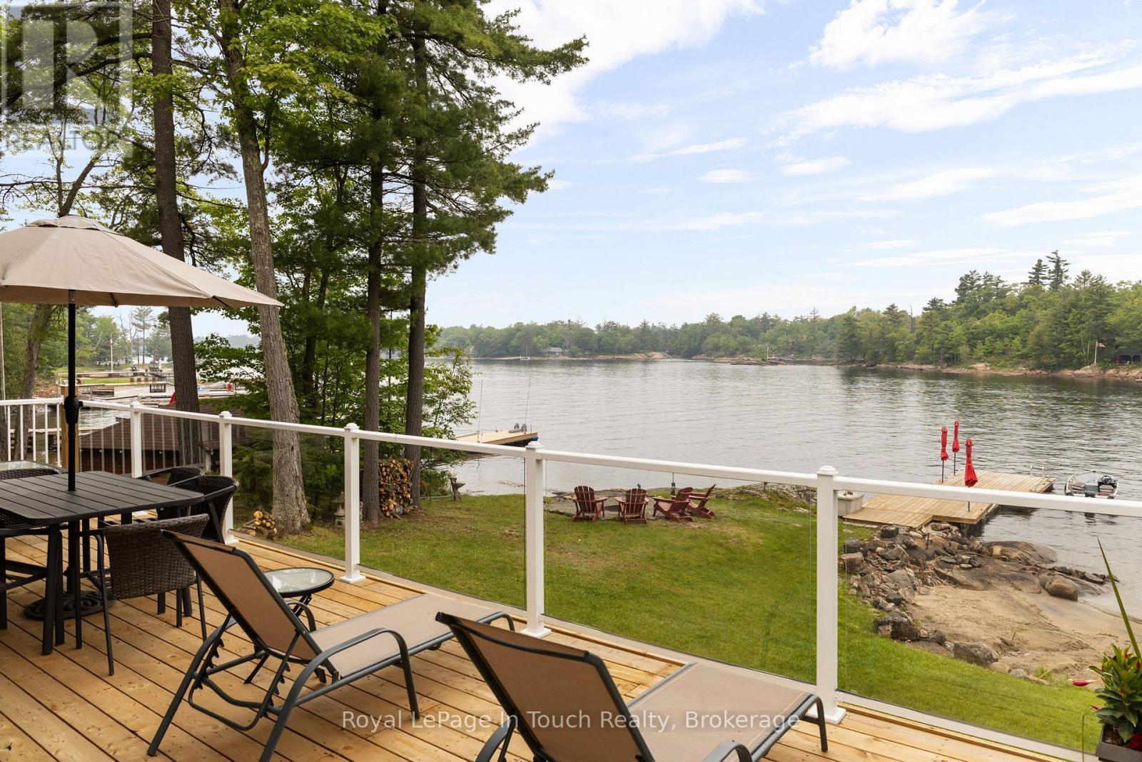 












198 LAVALLEY WAY

,
Georgian Bay (Baxter),




Ontario
P0E1E0

