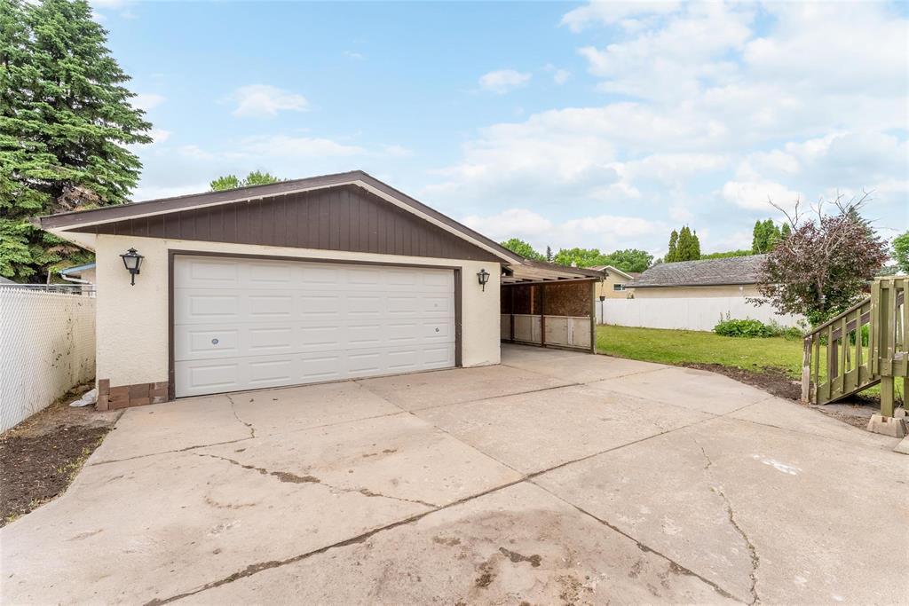 












54 Marbury Road

,
Winnipeg,




Manitoba
R2P0E4


