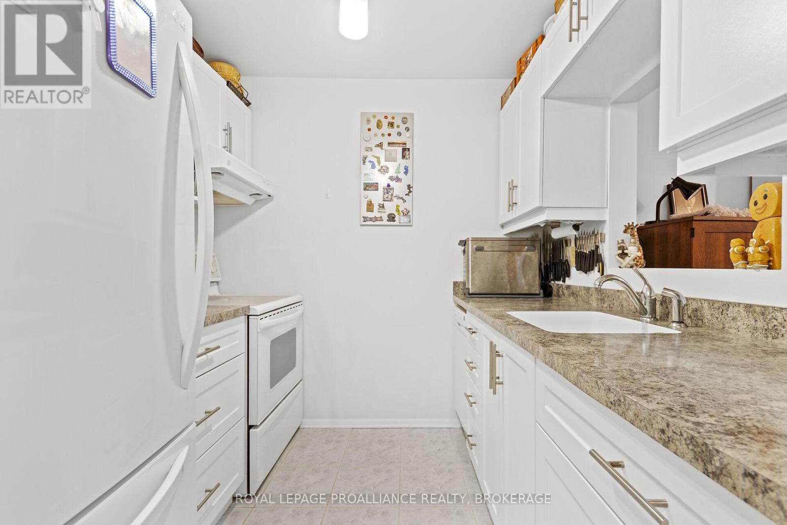












101 - 573 ARMSTRONG ROAD

,
Kingston (East Gardiners Rd),




Ontario
K7M8J8

