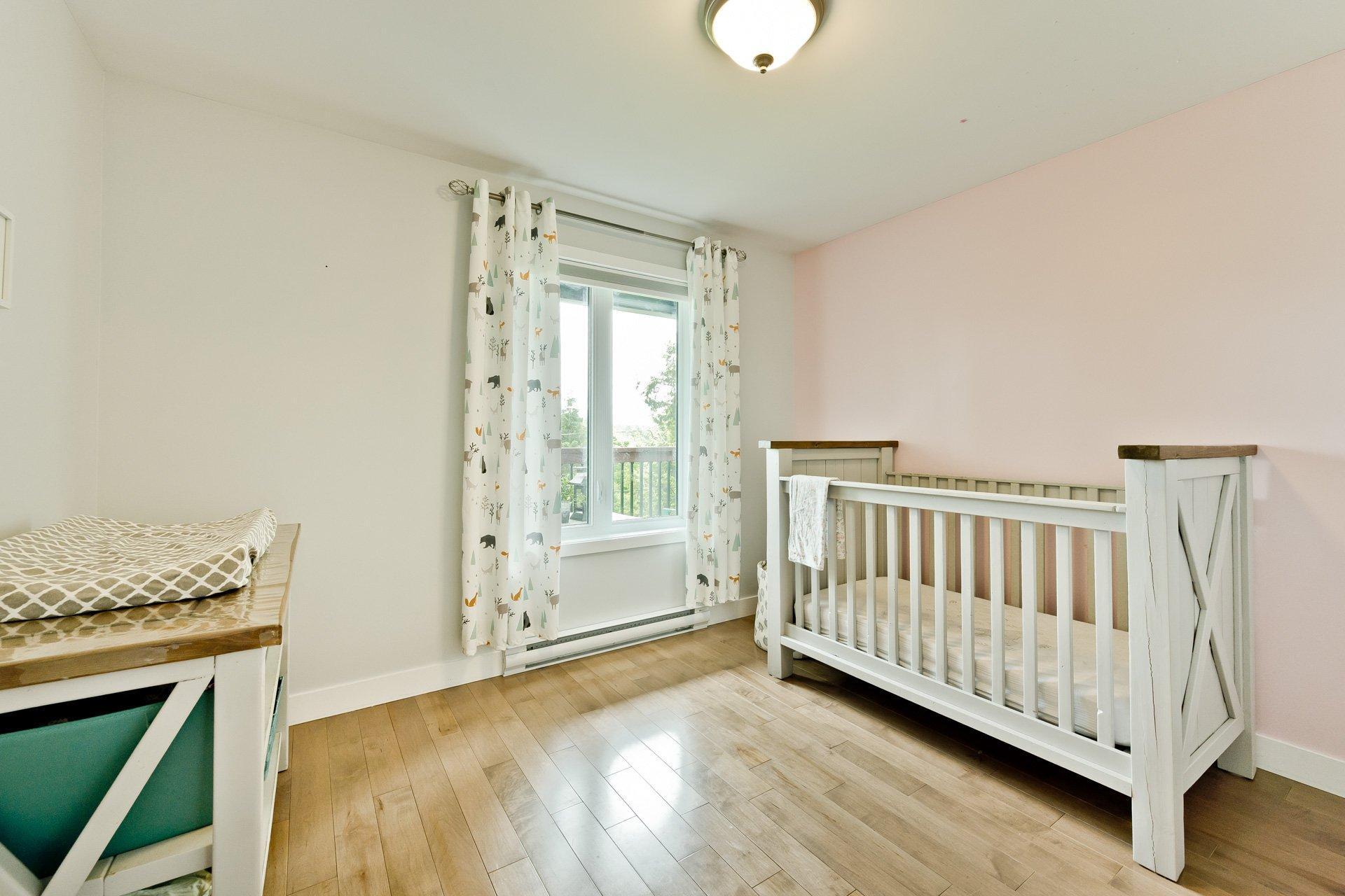 









1685


Ch. Mitchell

,
Sherbrooke (Lennoxville),




QC
J1M0C4

