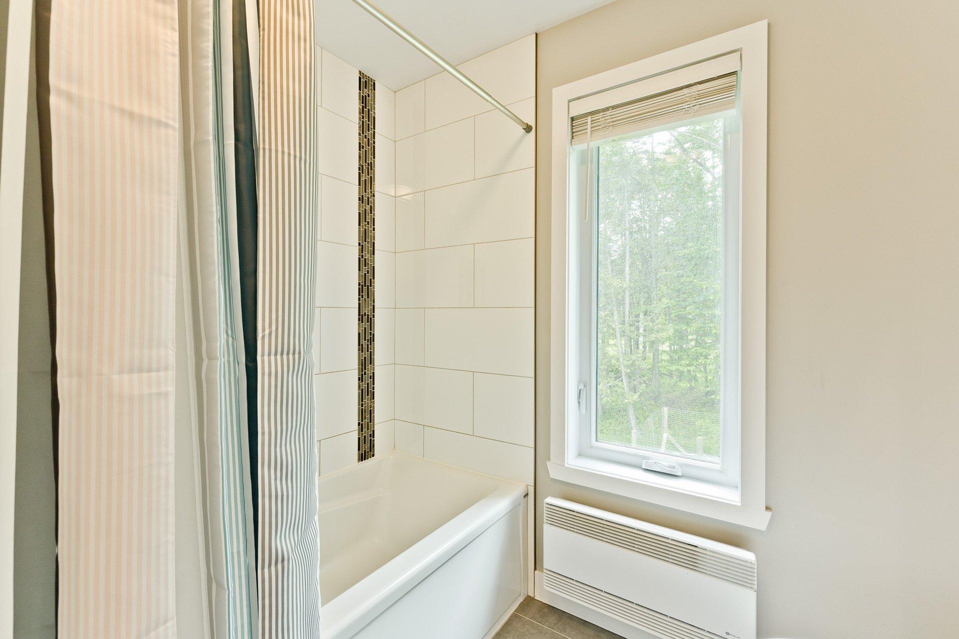 









1685


Ch. Mitchell

,
Sherbrooke (Lennoxville),




QC
J1M0C4

