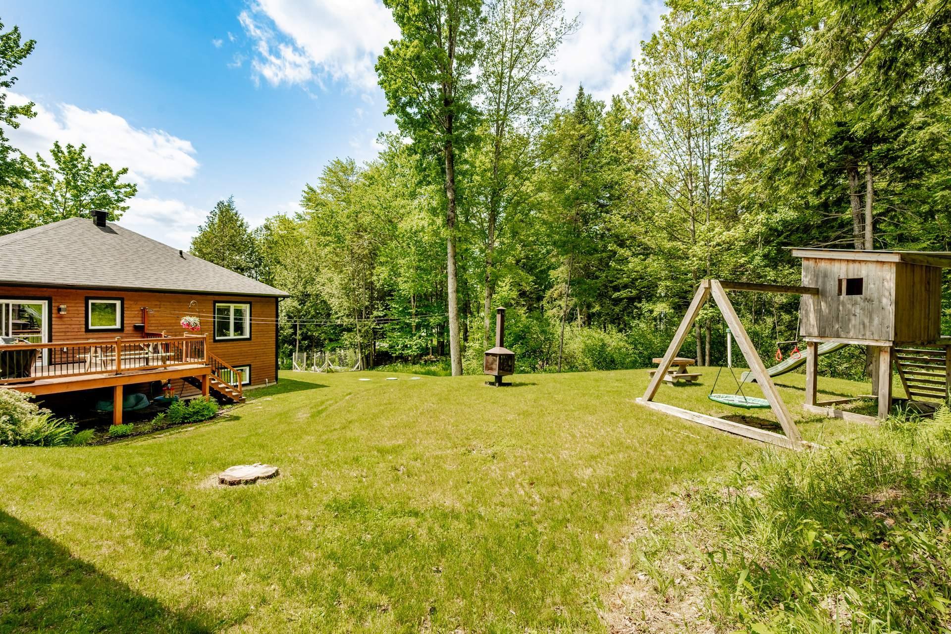 









1685


Ch. Mitchell

,
Sherbrooke (Lennoxville),




QC
J1M0C4

