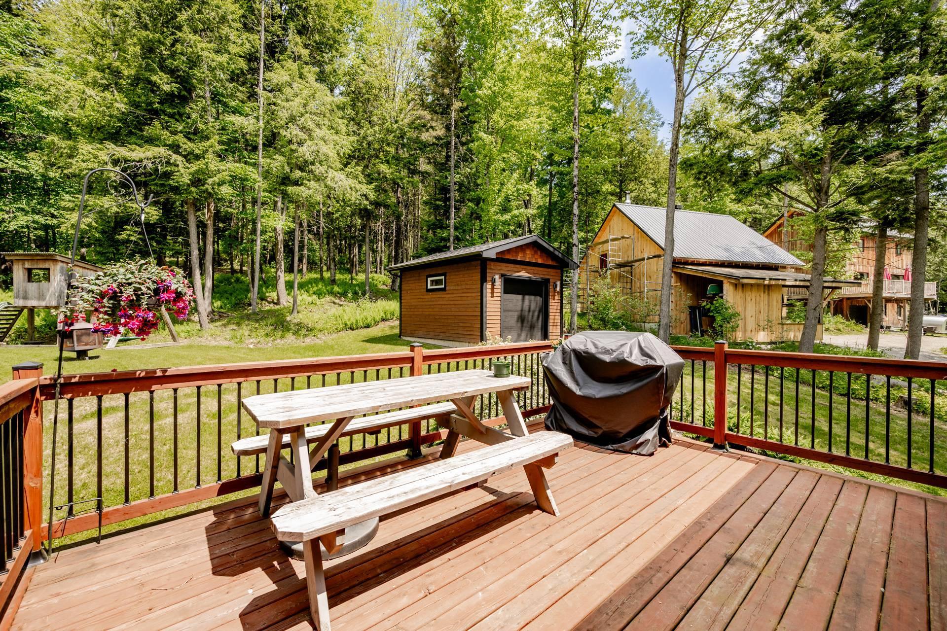 









1685


Ch. Mitchell

,
Sherbrooke (Lennoxville),




QC
J1M0C4

