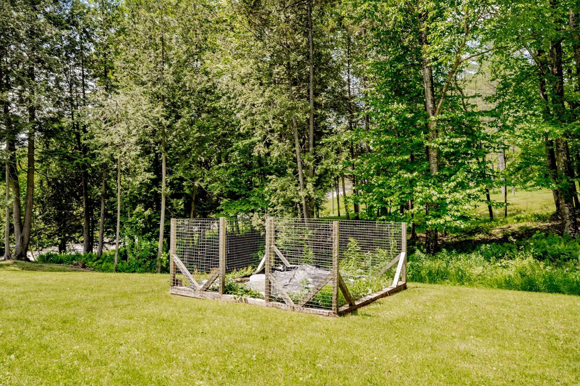 









1685


Ch. Mitchell

,
Sherbrooke (Lennoxville),




QC
J1M0C4

