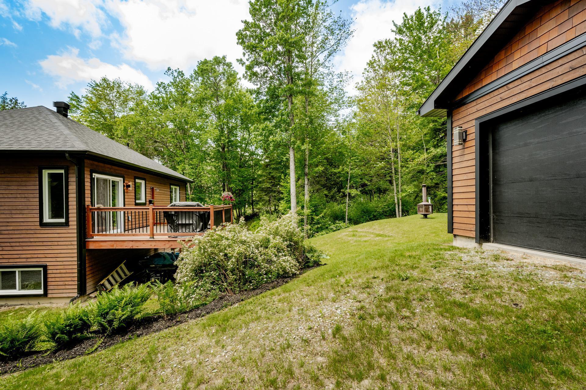 









1685


Ch. Mitchell

,
Sherbrooke (Lennoxville),




QC
J1M0C4

