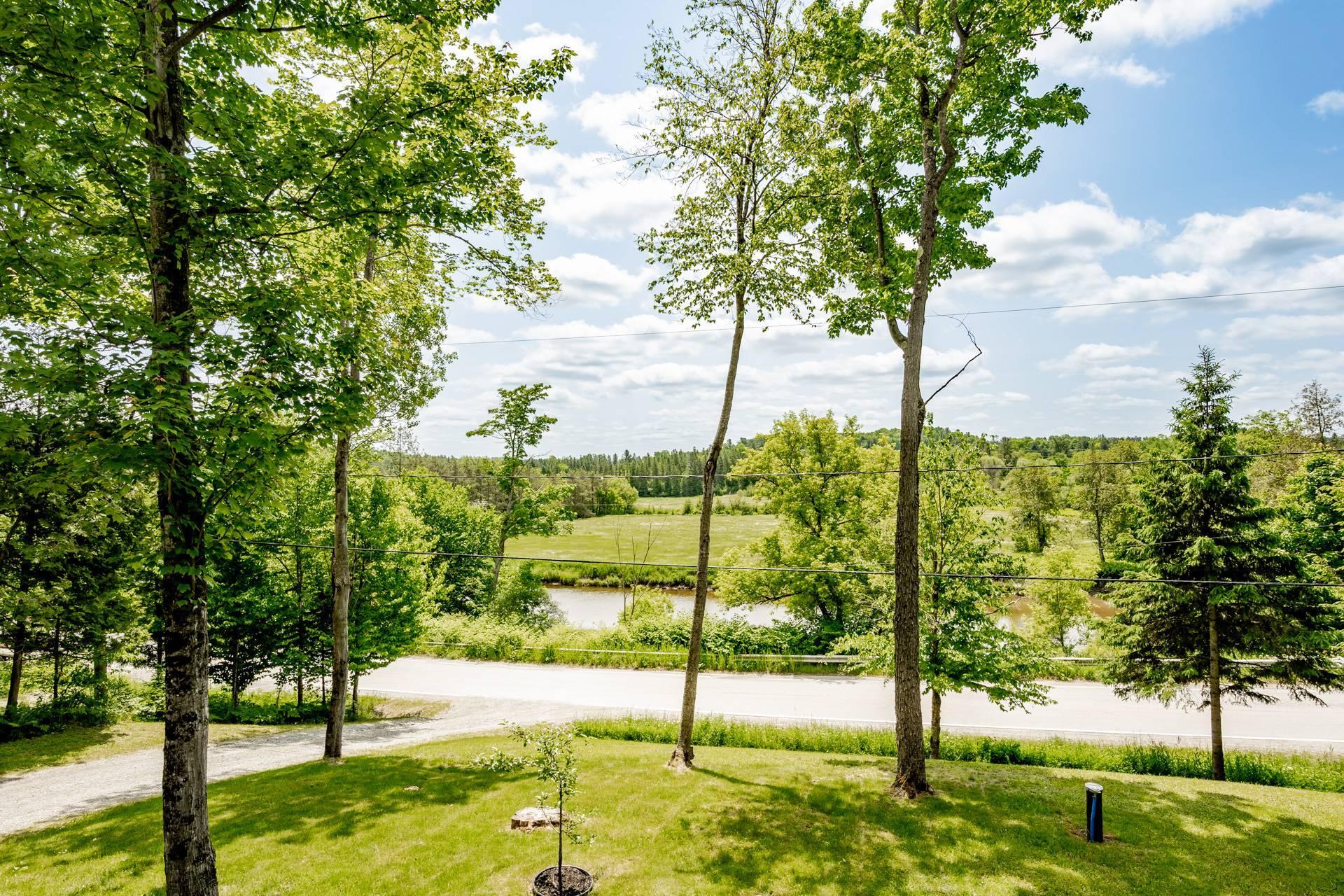 









1685


Ch. Mitchell

,
Sherbrooke (Lennoxville),




QC
J1M0C4

