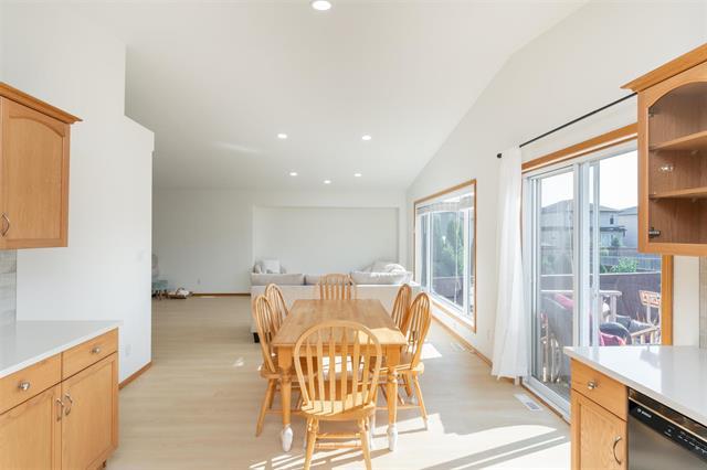 









30


Evelyne Reese

BLVD,
Winnipeg,




MB
R3X 2S9


