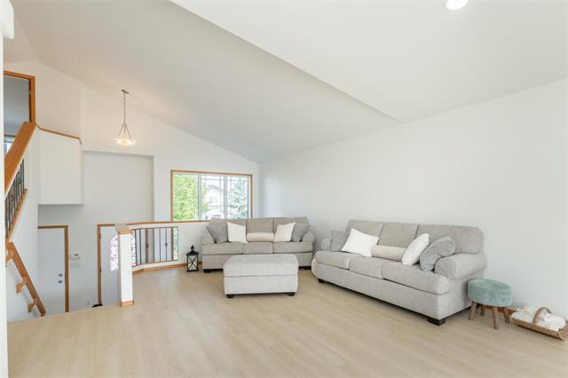 









30


Evelyne Reese

BLVD,
Winnipeg,




MB
R3X 2S9

