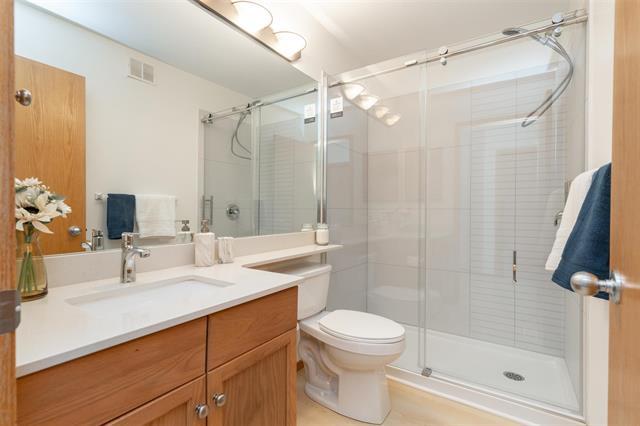 









30


Evelyne Reese

BLVD,
Winnipeg,




MB
R3X 2S9

