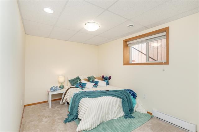 









30


Evelyne Reese

BLVD,
Winnipeg,




MB
R3X 2S9

