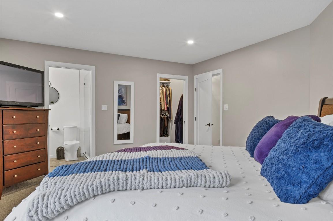 









5719


6

Highway,
Coldstream,




BC
V1B 3E1

