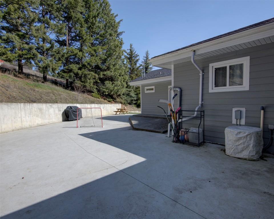 









5719


6

Highway,
Coldstream,




BC
V1B 3E1


