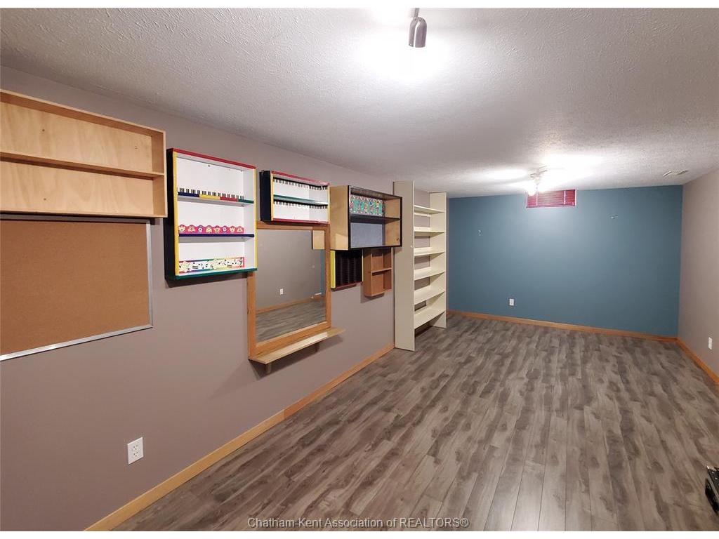 









211


Garden

Path,
Chatham,




ON
N7L 5M2

