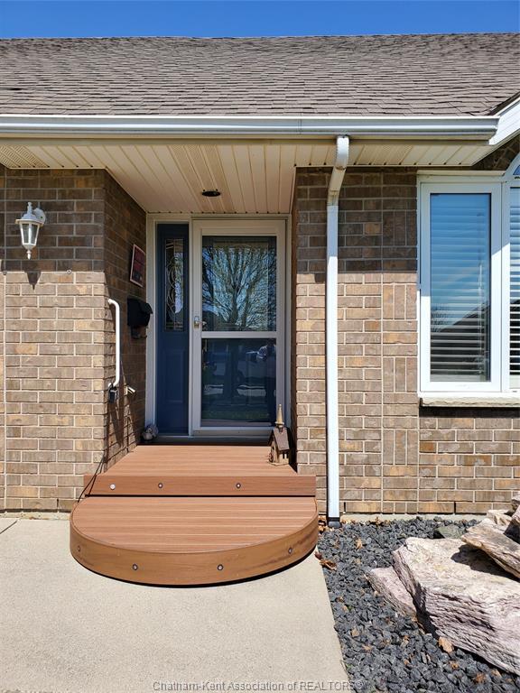 









211


Garden

Path,
Chatham,




ON
N7L 5M2

