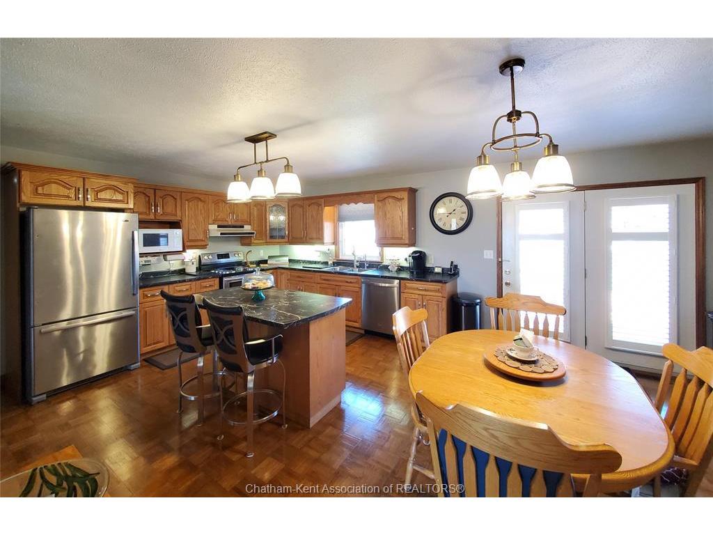 









211


Garden

Path,
Chatham,




ON
N7L 5M2

