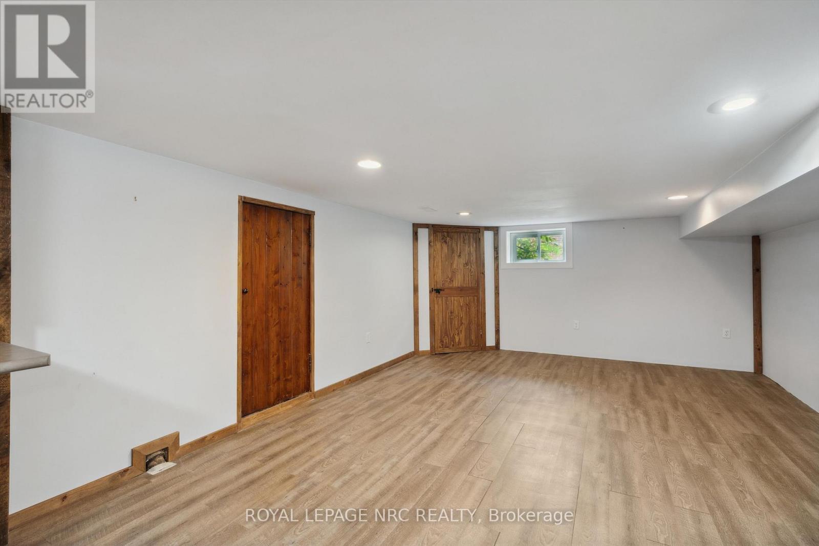 












236 HIGHLAND AVENUE

,
Fort Erie (Central),




Ontario
L2A2X7

