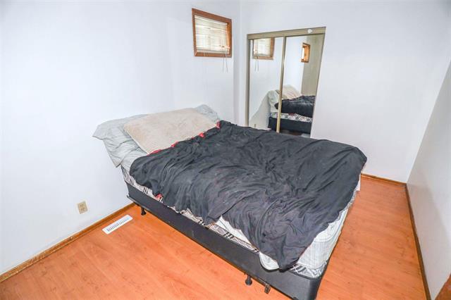 









339


Washington

AVE,
Winnipeg,




MB
R2K 1L7

