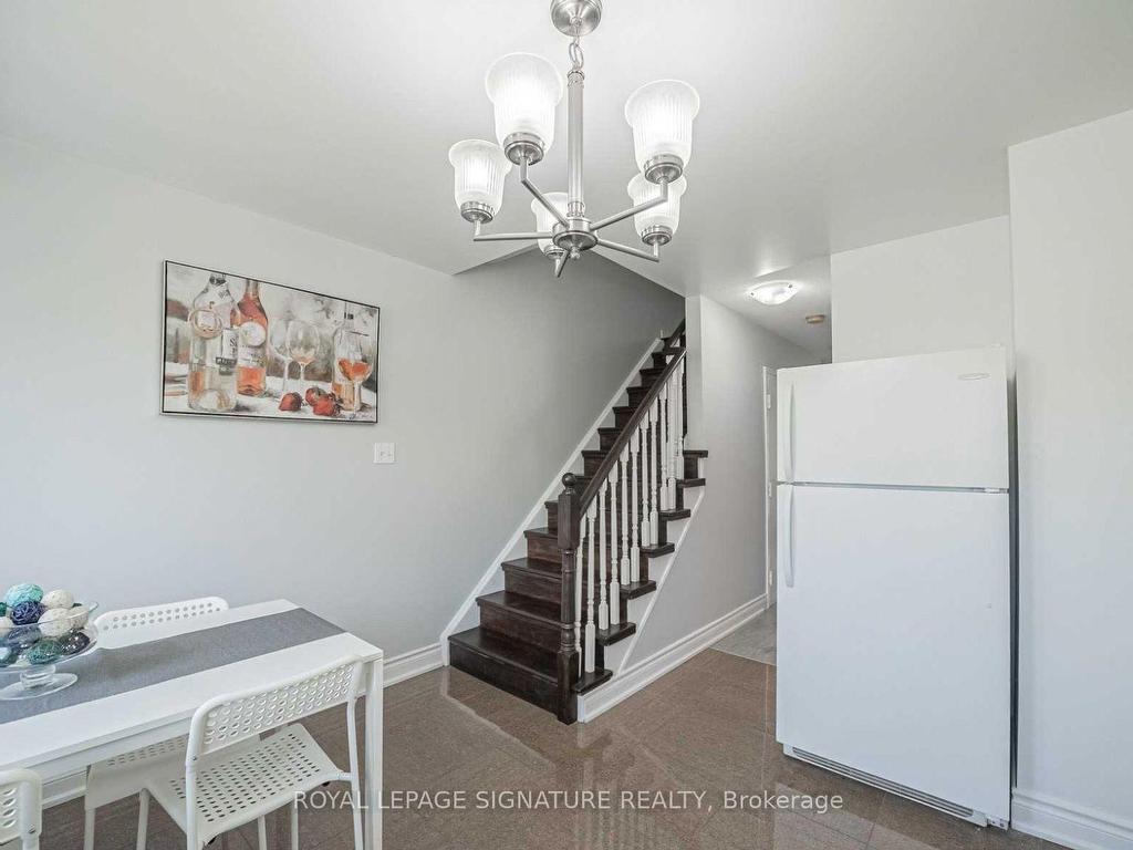 









593


Kennedy

Road, 28,
Toronto,




ON
M1K 2B2

