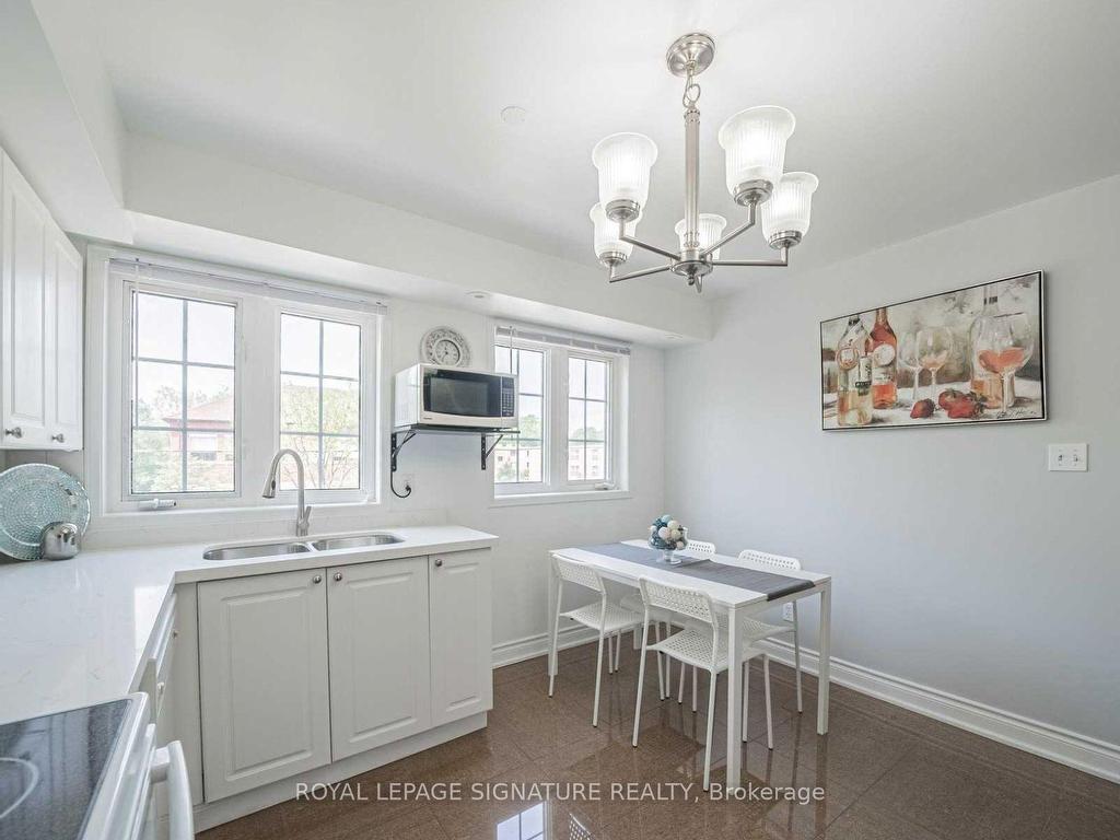 









593


Kennedy

Road, 28,
Toronto,




ON
M1K 2B2


