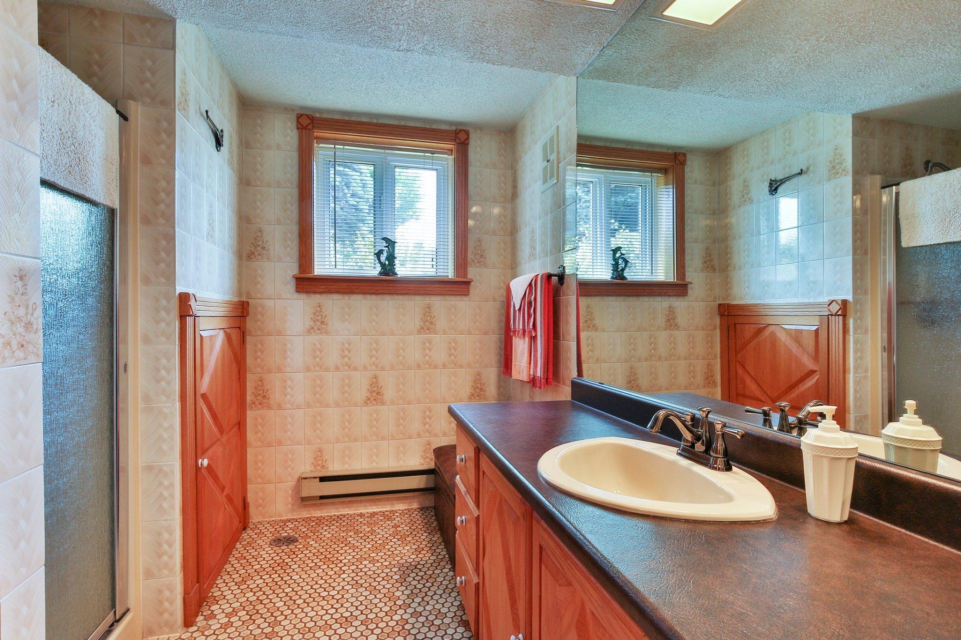 









123


Rue St-Antoine

,
Saint-Jean-sur-Richelieu,




QC
J3B4A3

