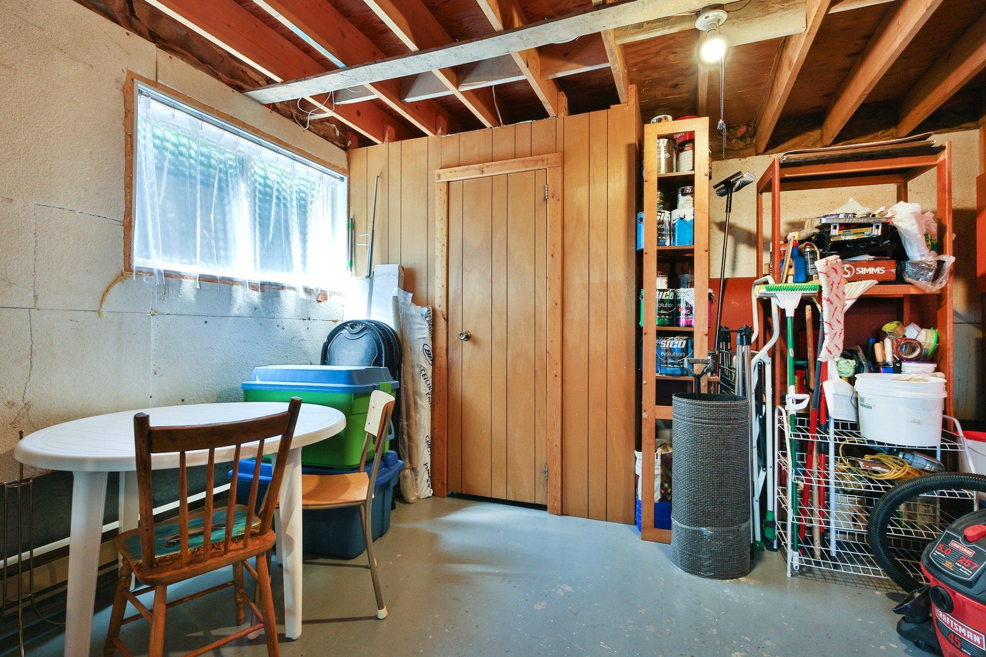 









123


Rue St-Antoine

,
Saint-Jean-sur-Richelieu,




QC
J3B4A3

